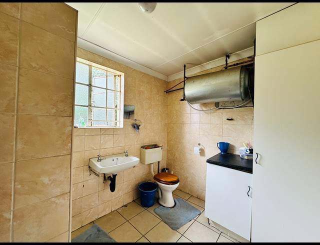 4 BEDROOM HOUSE FOR SALE IN LAMBTON